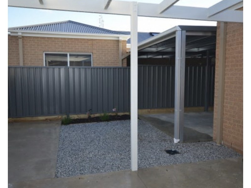 3/19 Olympic Parade, Kangaroo Flat VIC 3555