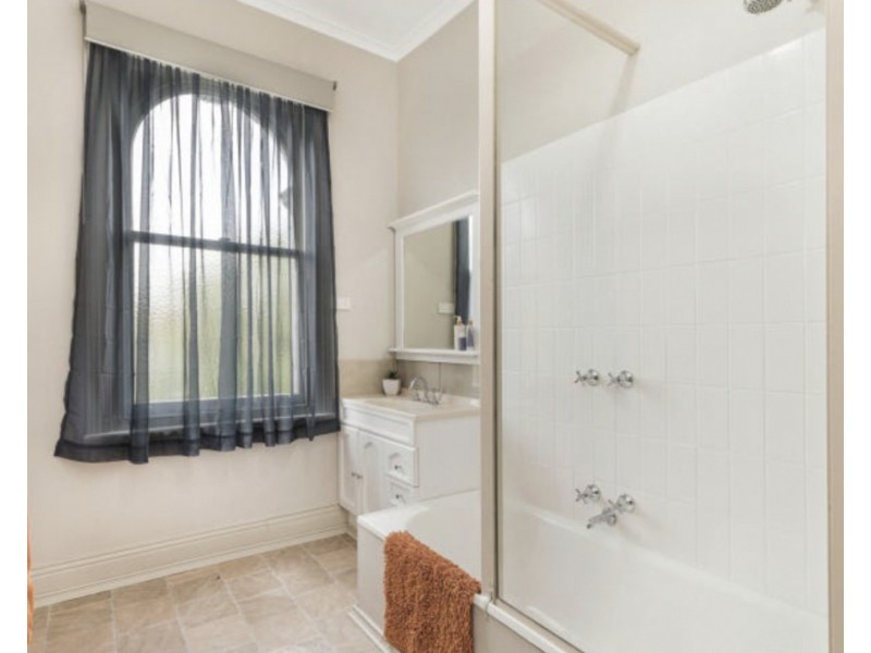 100 Mollison Street, Bendigo VIC 3550