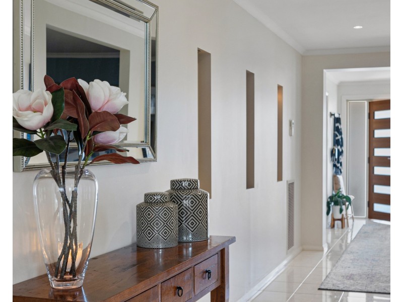 37 Highland Way, Maiden Gully VIC 3551