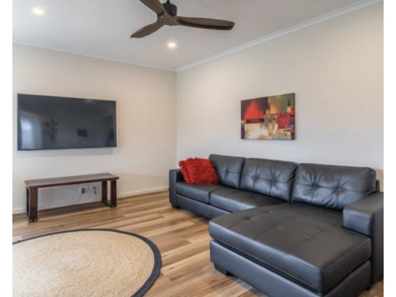 13 Priest Street, White Hills VIC 3550