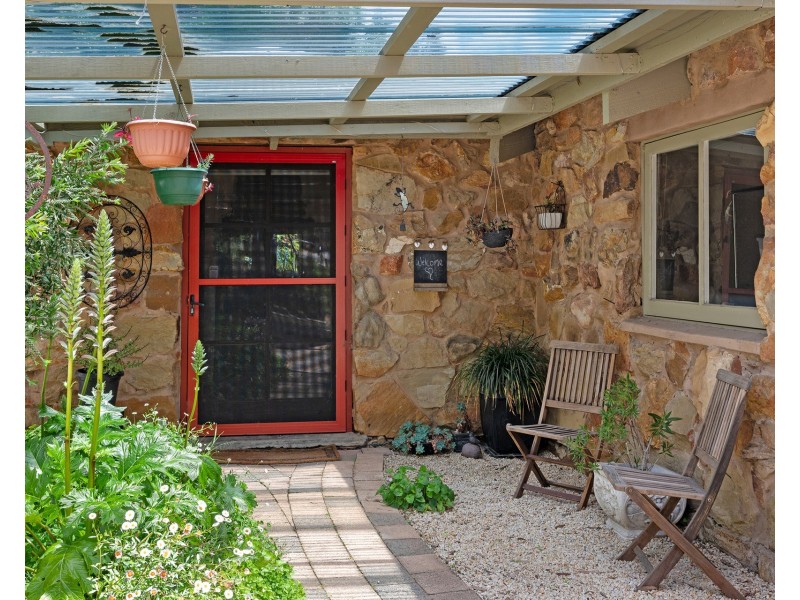 6 Tennyson Street, Quarry Hill VIC 3550