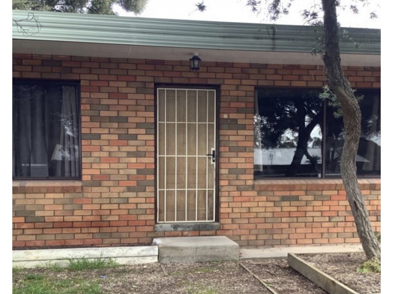 2/42-44 Lockwood Road, Kangaroo Flat VIC 3555