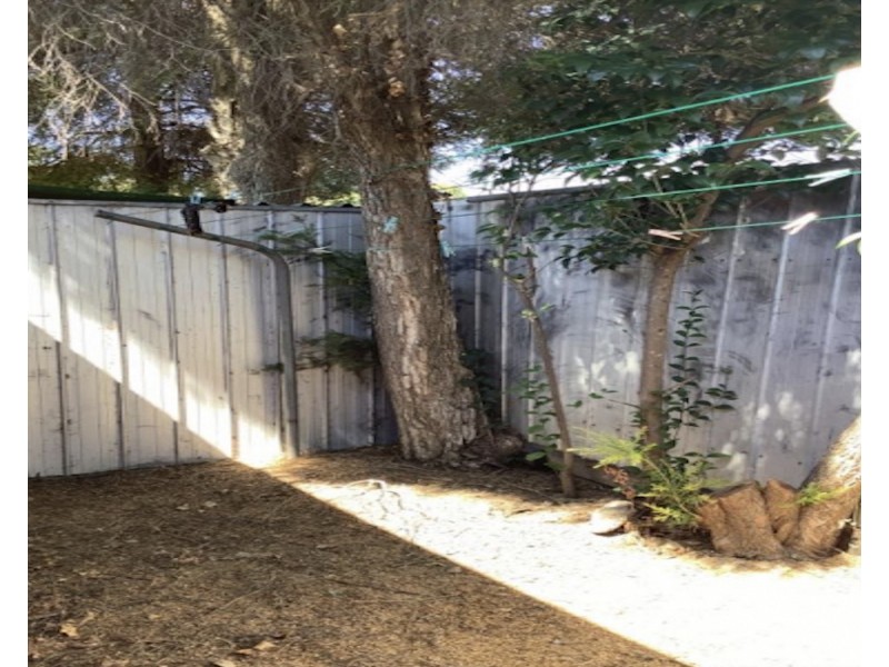 2/42-44 Lockwood Road, Kangaroo Flat VIC 3555