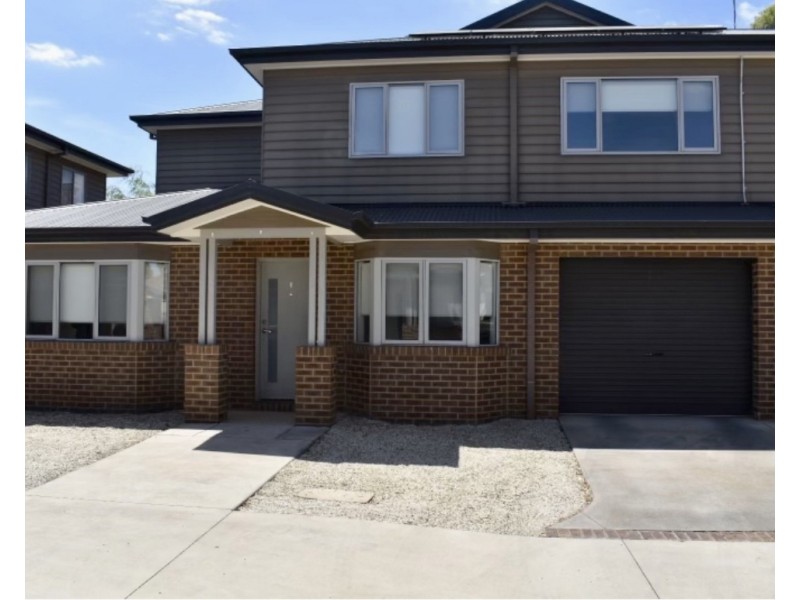 2/84 Marong Road, Golden Square VIC 3555
