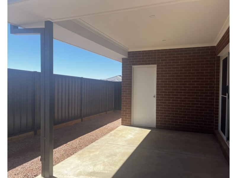 13 Fiedler Street, Huntly VIC 3551