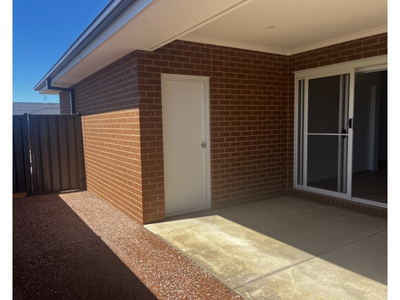 13 Fiedler Street, Huntly VIC 3551