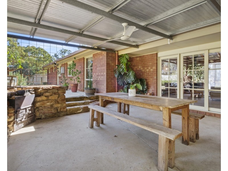 77 Krausgrill Road, Maiden Gully VIC 3551