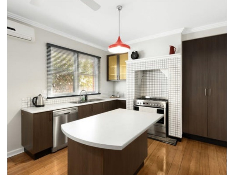 4 Koomba Street, White Hills VIC 3550