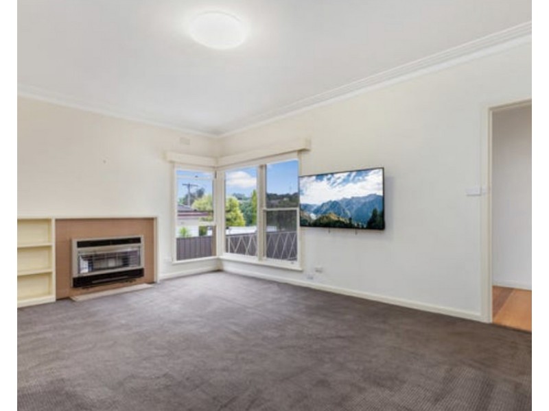6 Woods Street, Kennington VIC 3550