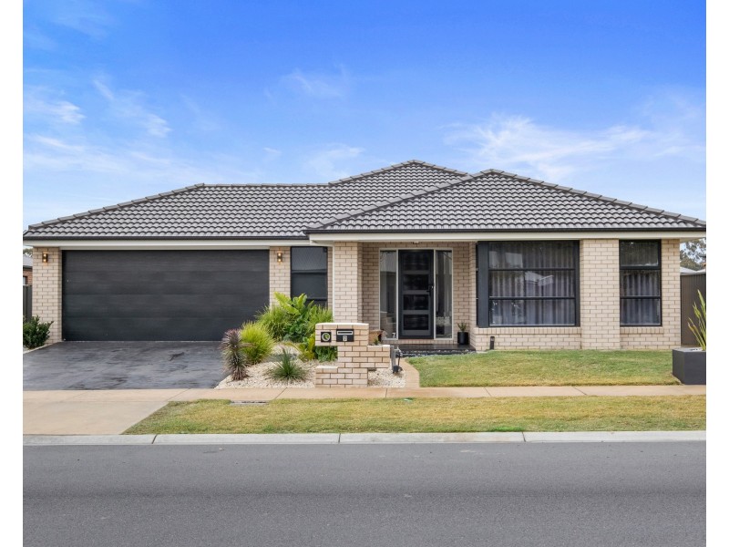 7 Antrim Street, Marong VIC 3515