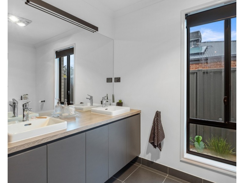 7 Antrim Street, Marong VIC 3515