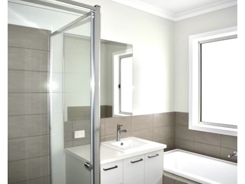 5  Magnolia Court, Epsom VIC 3551