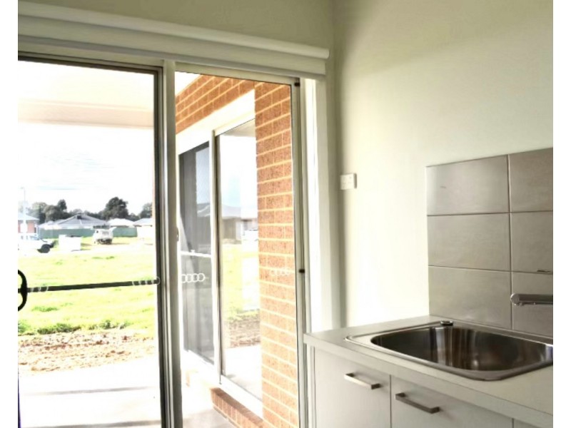 5  Magnolia Court, Epsom VIC 3551