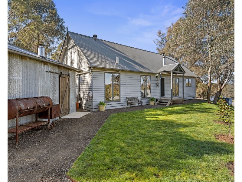 1 Bendigo-Maldon Road, Lockwood South VIC 3551