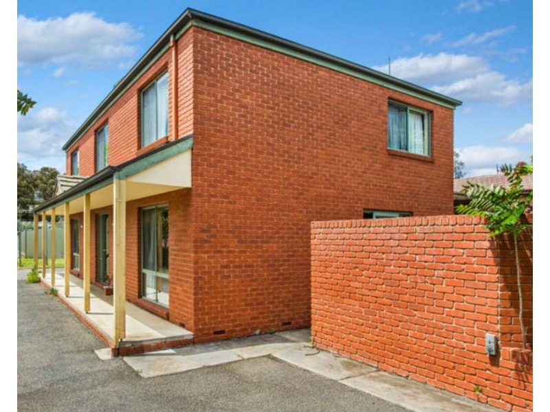 61 Ellis Street, Flora Hill VIC 3550