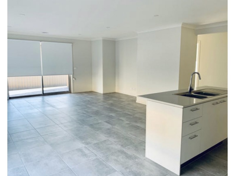 52 Coomoora Circuit, Strathfieldsaye VIC 3551