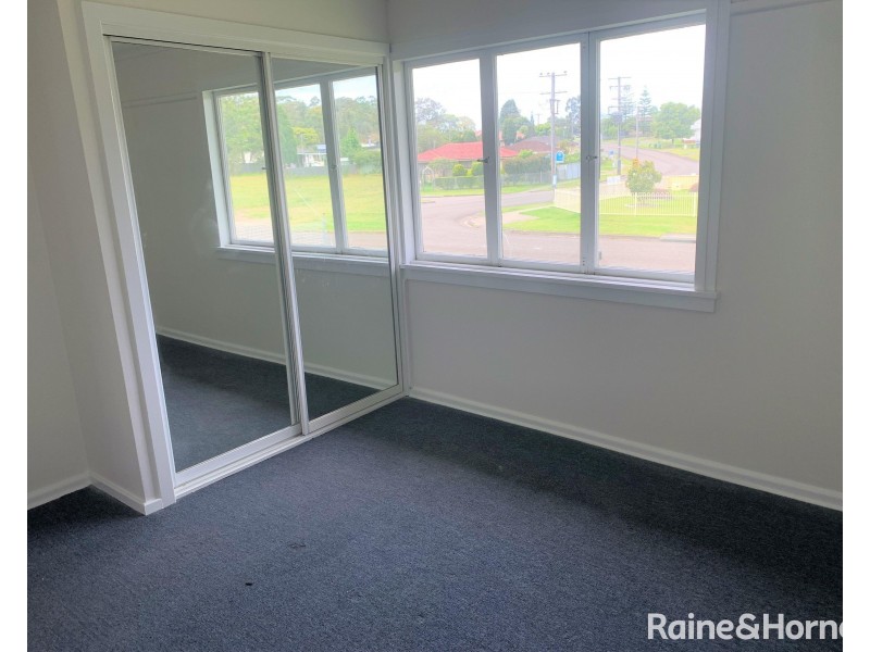 86 Coral Crescent, Gateshead NSW 2290