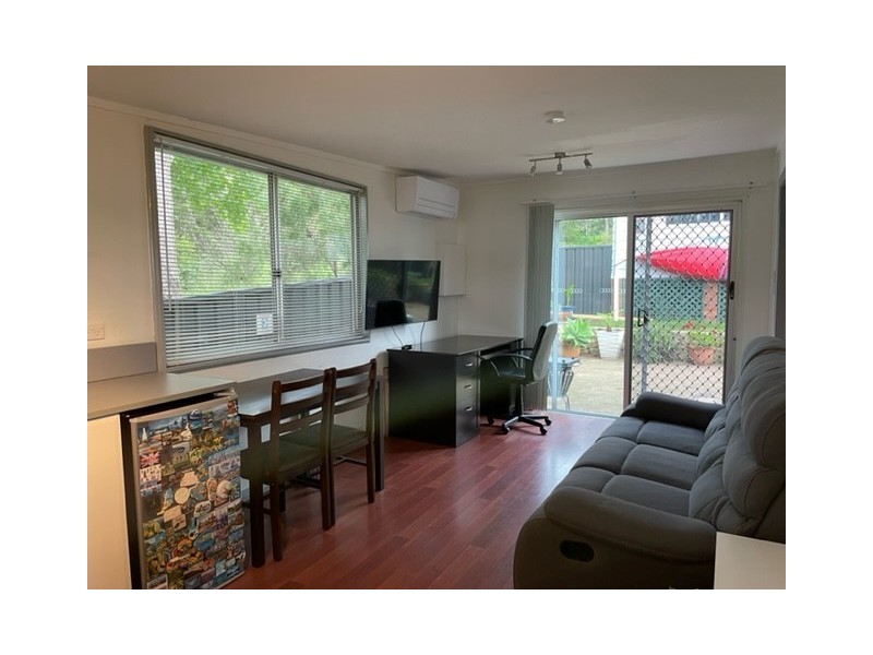 1B Church Street, Gateshead NSW 2290