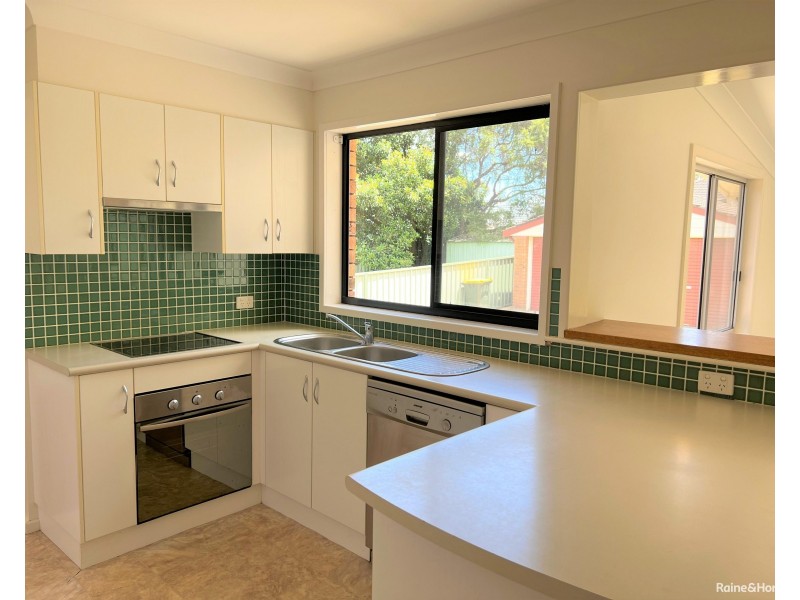 13 Turnbull Drive, East Maitland NSW 2323