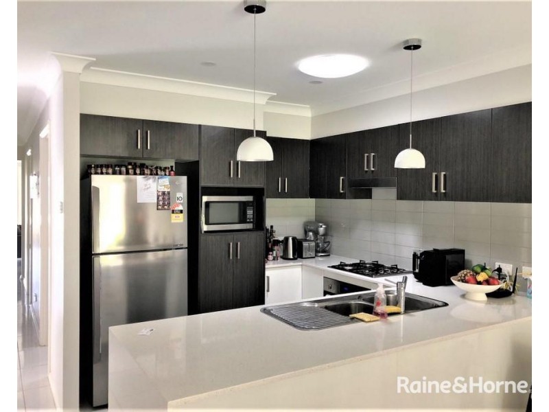 69A Awabakal Drive, Fletcher NSW 2287