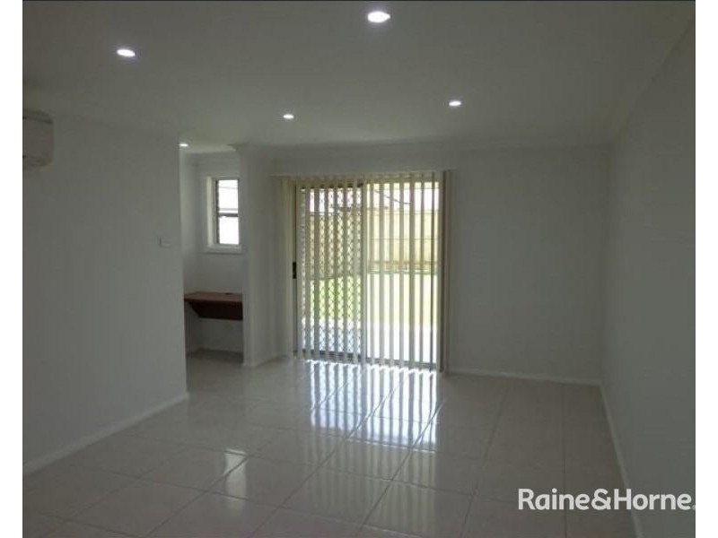 69A Awabakal Drive, Fletcher NSW 2287