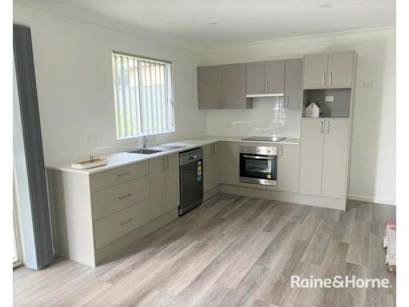 8A Seventh Street, Weston NSW 2326