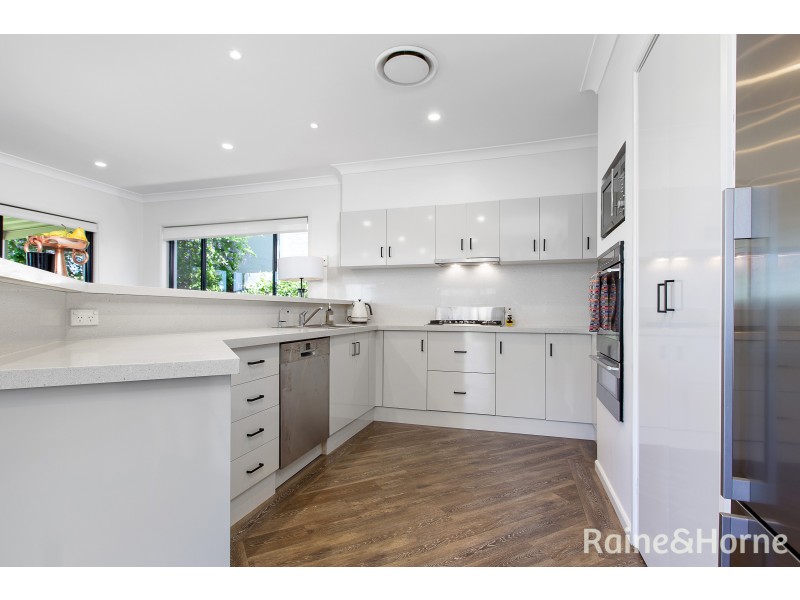 55 Edwards Avenue, Thornton NSW 2322