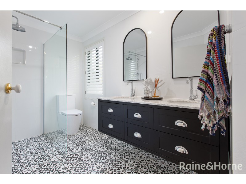 55 Edwards Avenue, Thornton NSW 2322