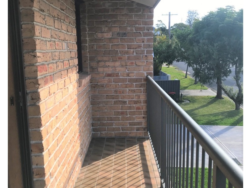 1/65 Fourth Street, Adamstown NSW 2289