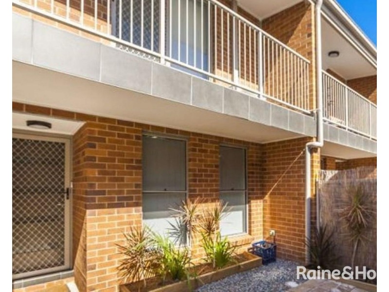 23/24 Crebert Street, Mayfield East NSW 2304