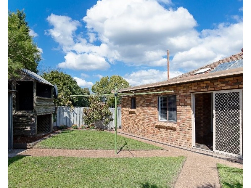 2 Booth Street, East Maitland NSW 2323