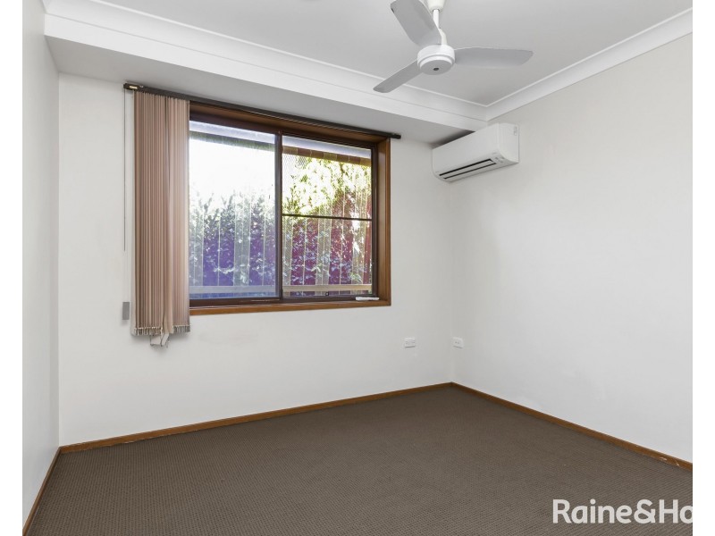 47 Parklea Avenue, Croudace Bay NSW 2280