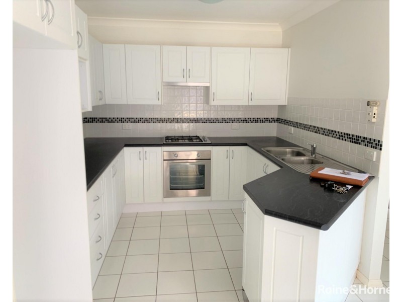 2/13 Diamond Circuit, Rutherford NSW 2320