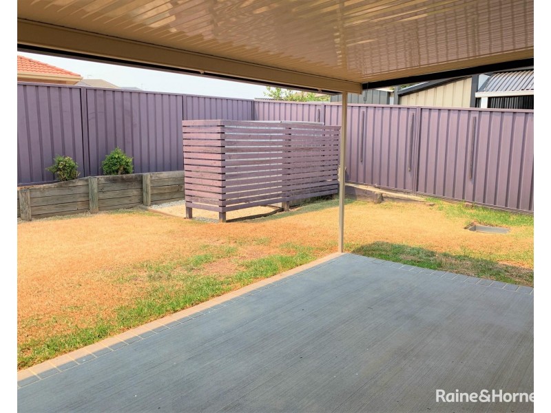 2/13 Diamond Circuit, Rutherford NSW 2320