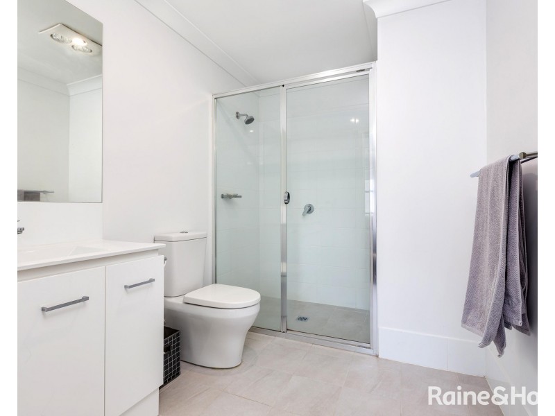 8/25 Mort Street, Shortland NSW 2307