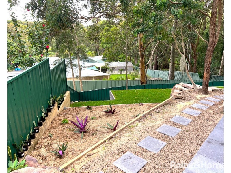 17 Weiss Close, Tingira Heights NSW 2290