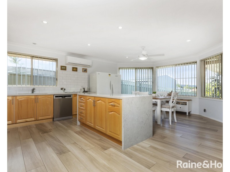 5 Springvale Circuit, Cameron Park NSW 2285