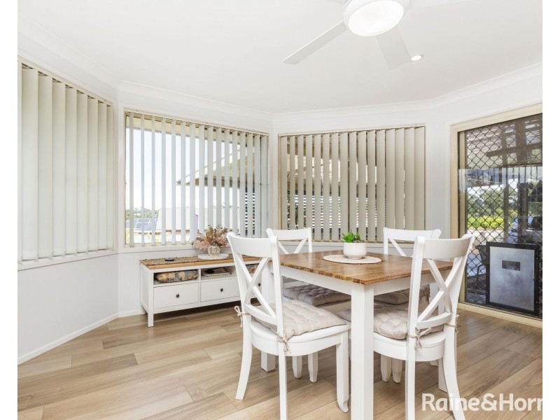 5 Springvale Circuit, Cameron Park NSW 2285