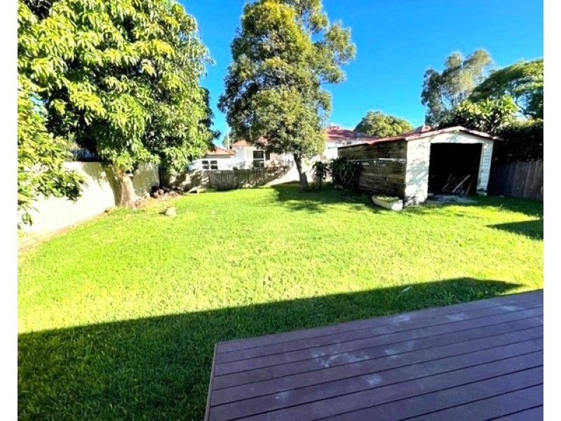 10 Mena Street, Mayfield NSW 2304