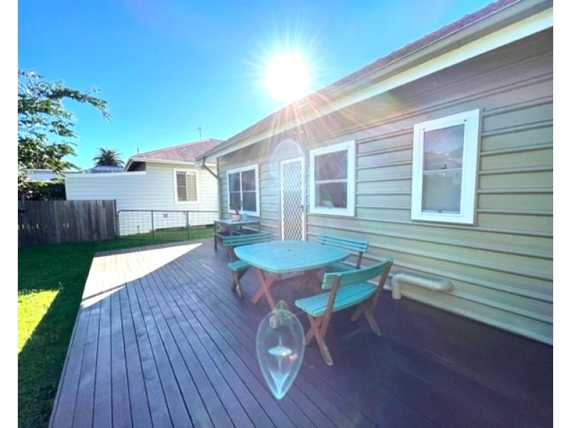 10 Mena Street, Mayfield NSW 2304