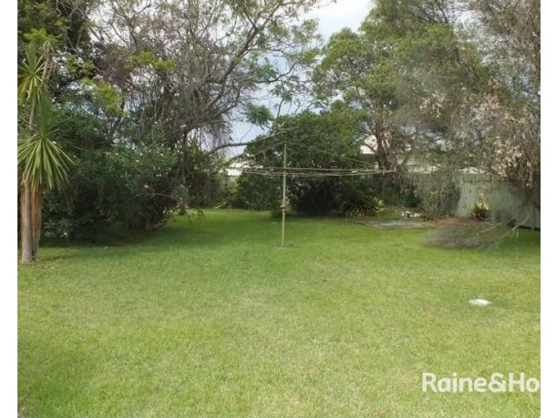 16 Prince Street, Waratah West NSW 2298