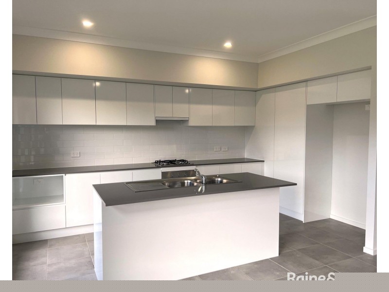 30 David Avenue, East Maitland NSW 2323