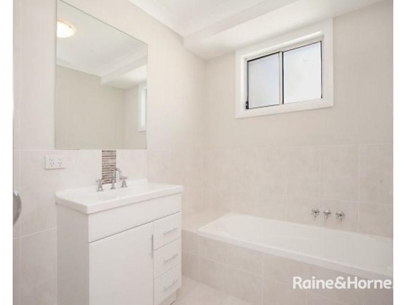 6/24 Queen Street, Rutherford NSW 2320