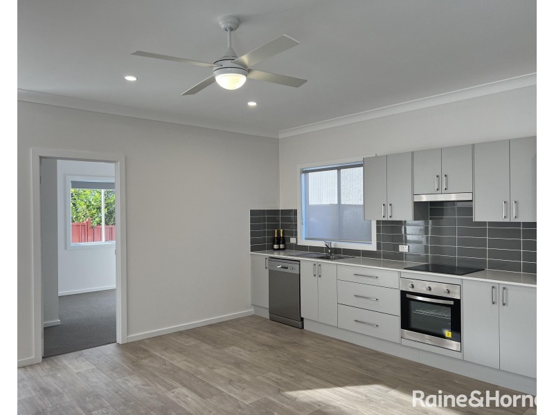 1B Helen Street, Mount Hutton NSW 2290