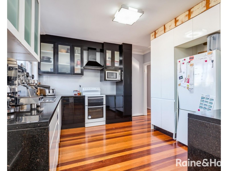 37 Dalwood Road, East Branxton NSW 2335