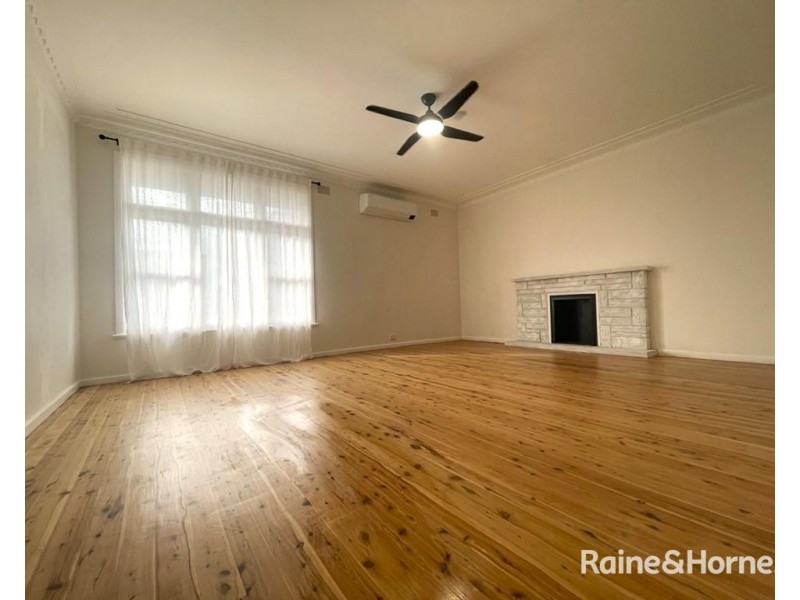 1 Appletree Road, West Wallsend NSW 2286