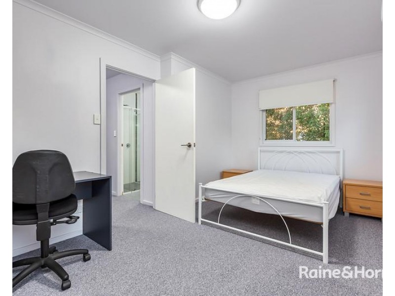 2/135 University Drive, North Lambton NSW 2299