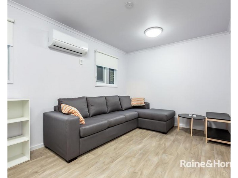 2/135 University Drive, North Lambton NSW 2299