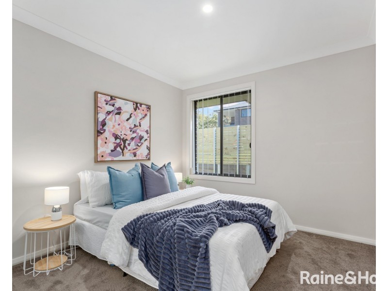 33 Preston Place, Cameron Park NSW 2285