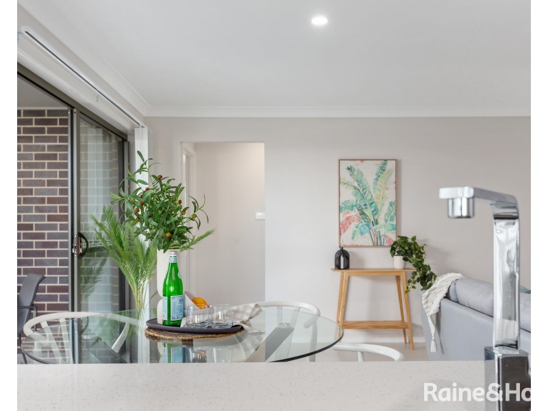 33 Preston Place, Cameron Park NSW 2285